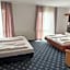 Hotel Hoyers in Pinneberg, Free Parking and WiFi