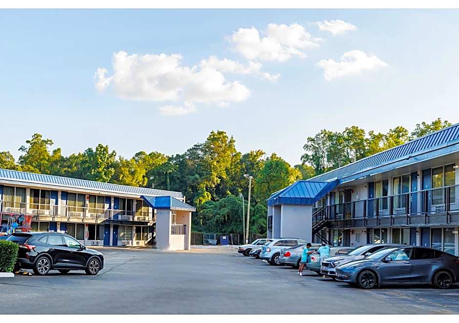 Budget Inn Greenville By Hotel O I-85