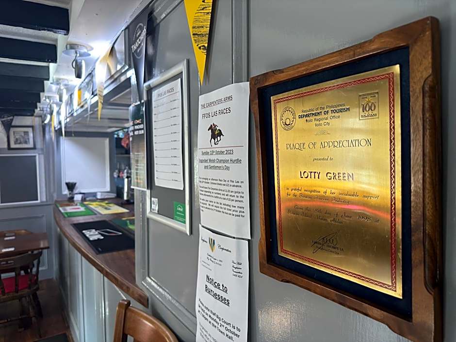 The Carpenters Arms Rooms in Broadway, Laugharne