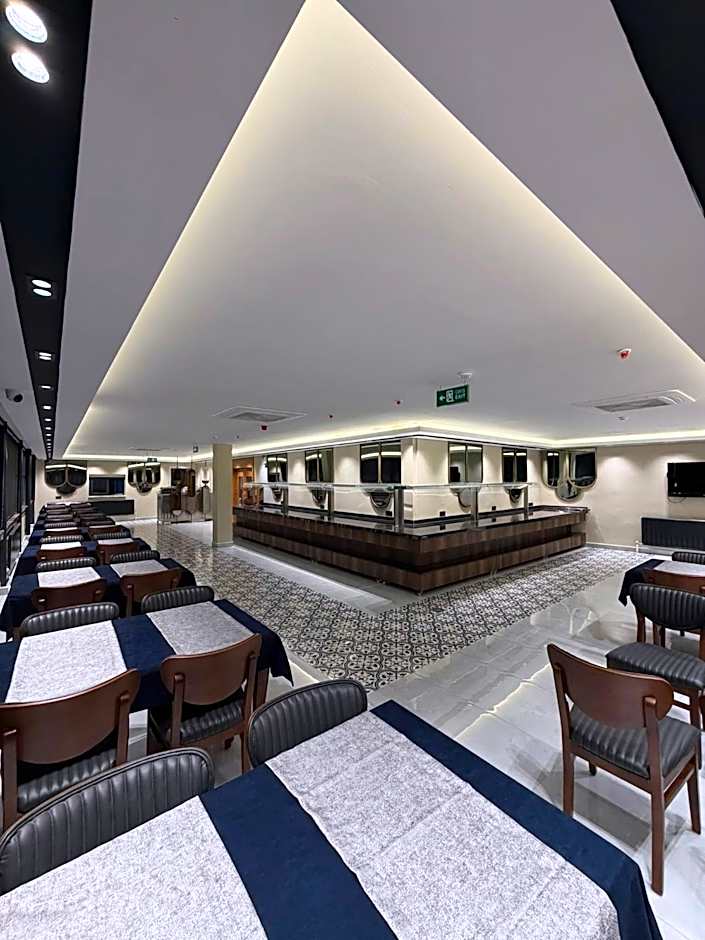Nil Hotel