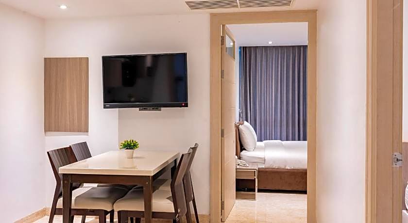 Sukhothai Residence Ruam Ruedi