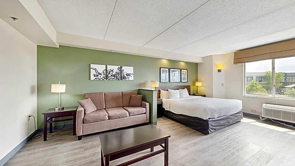 Sleep Inn & Suites Buffalo Airport