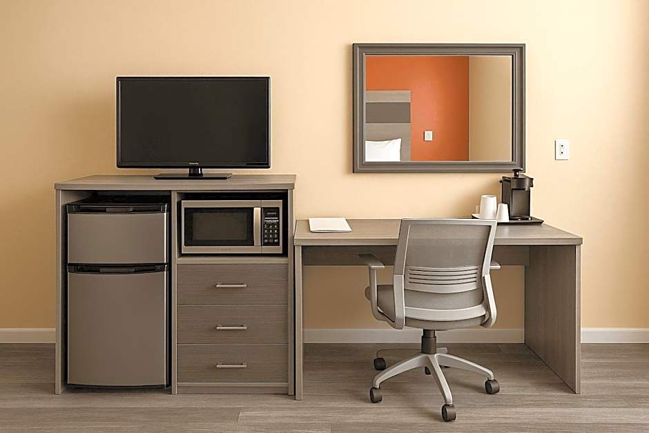 Pinconning Trail Inn Motel