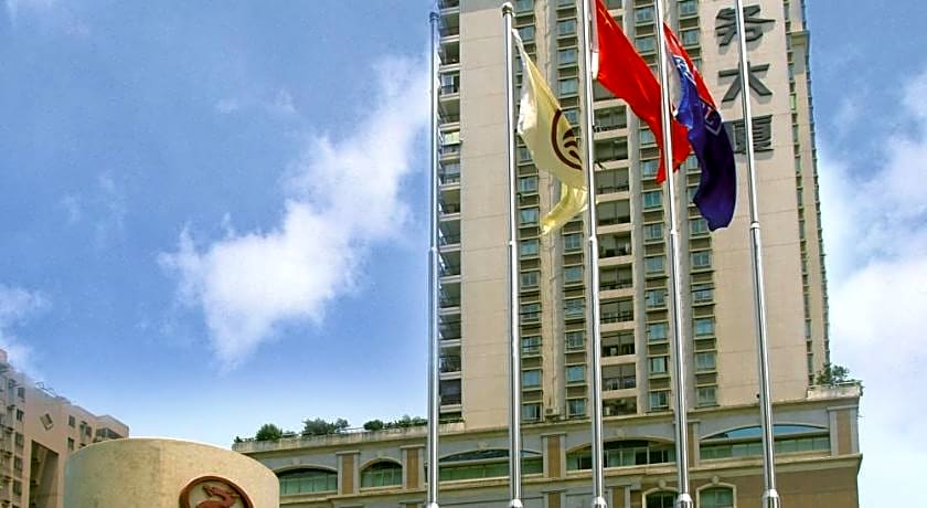 Landmark International Hotel
