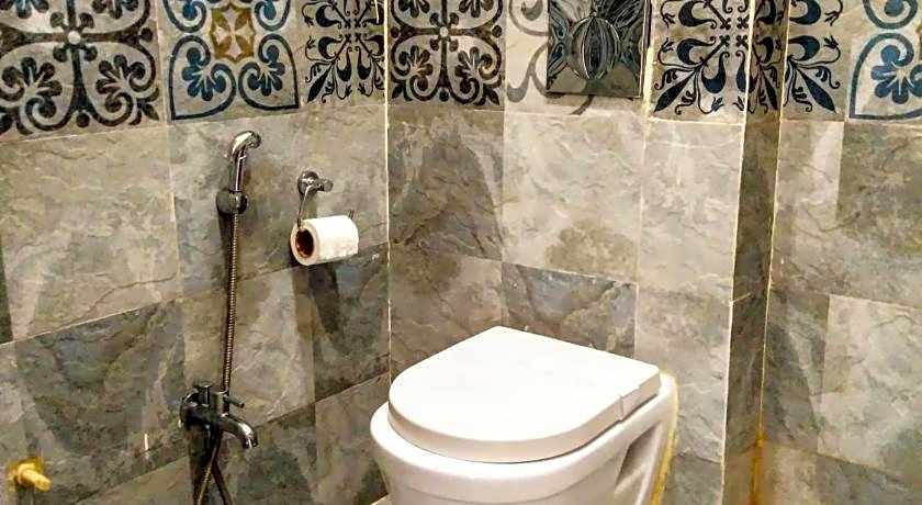 Dwivedi Hotels Sri Omkar Palace