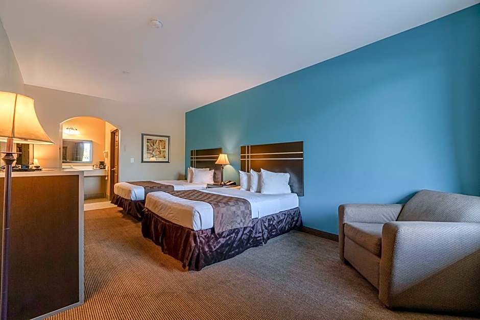 Moulton Inn & Suites By OYO