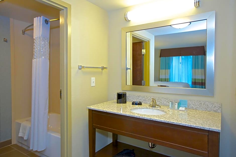 Hampton Inn and Suites Adairsville/Calhoun Area