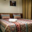 Grand Suites Hotel