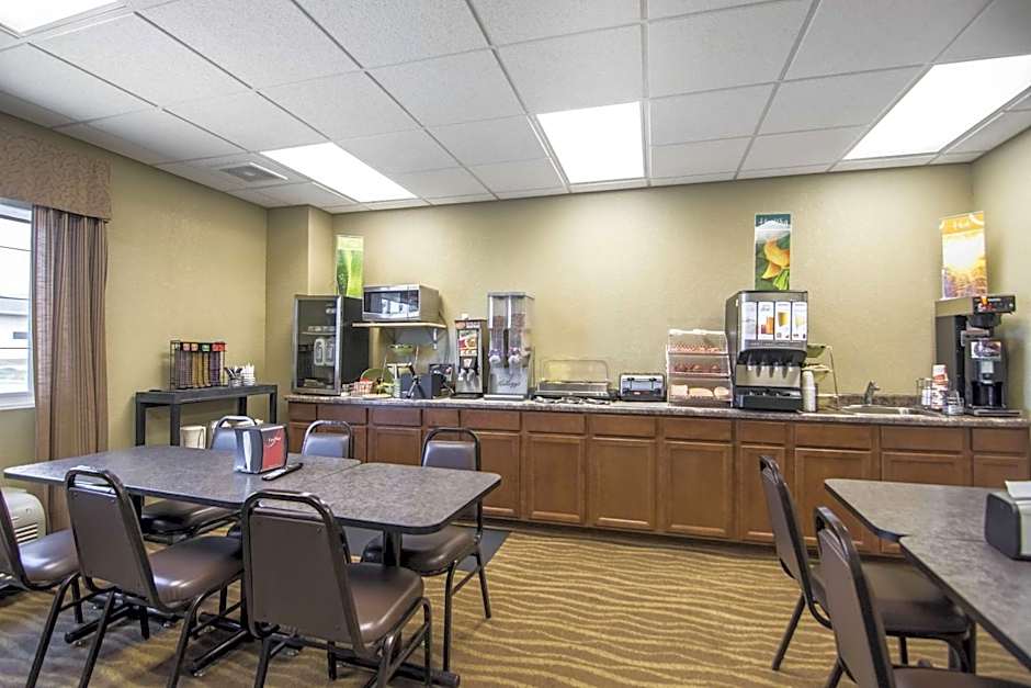 Quality Inn & Suites Thompson