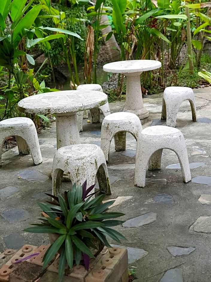 Baan Suan Phidchamika