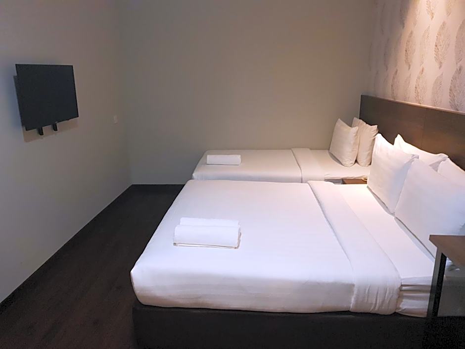 Photo 1 of 4 of Family 1 Queen Bed, Windowless