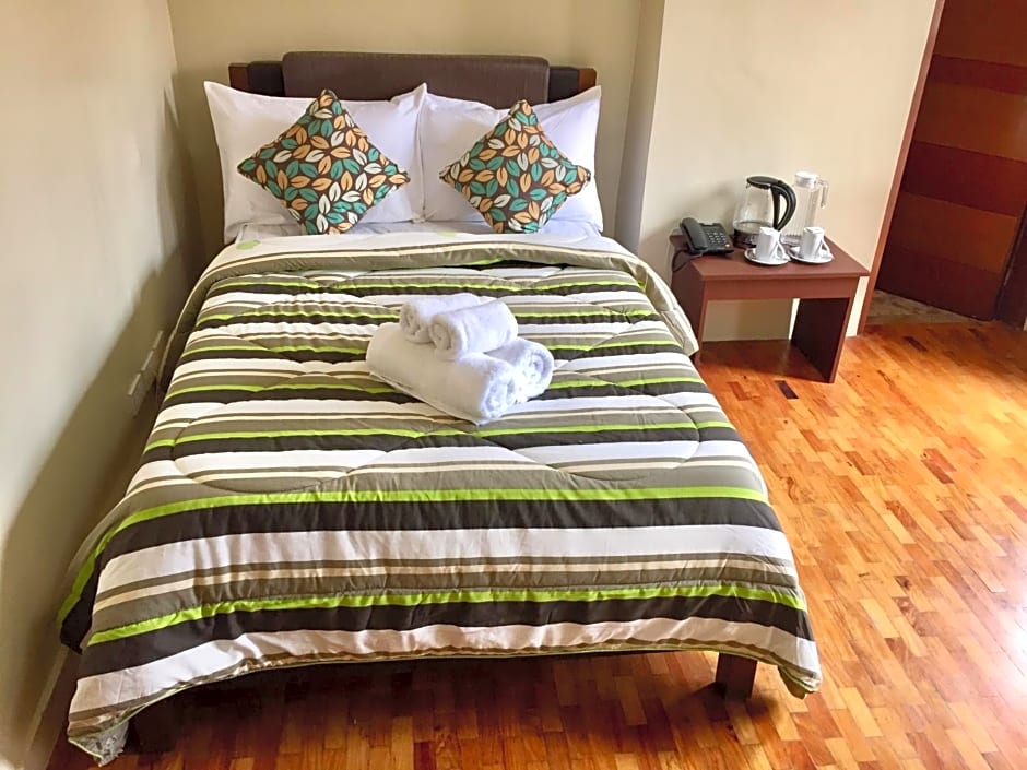 Elliannah Pines Hotel