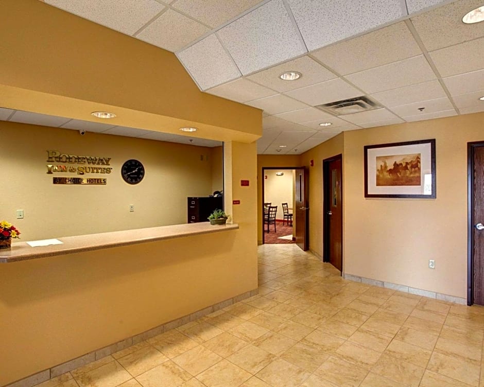 Rodeway Inn & Suites Phillipsburg