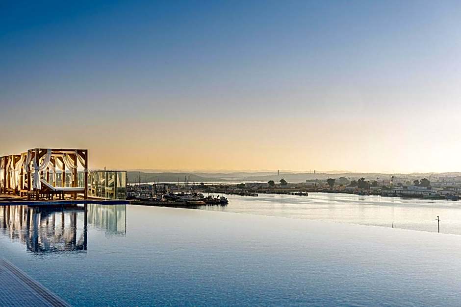 Jupiter Marina Hotel - Couples & Spa