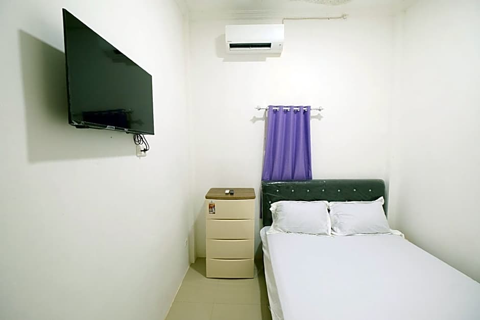 Hotel O Penginapan Permata Hijau Syariah Near Bukit Teletubbies