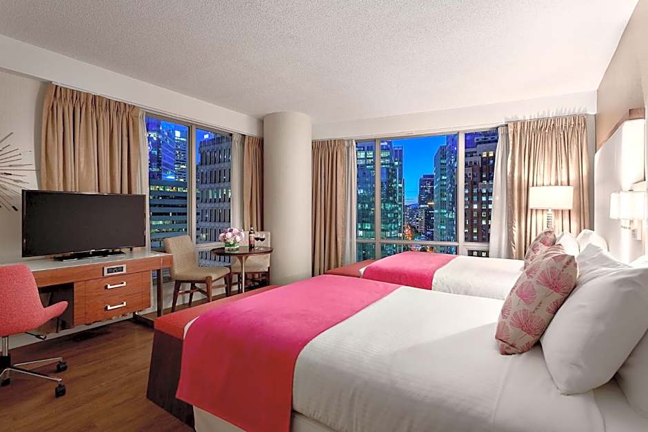 Auberge Vancouver Hotel