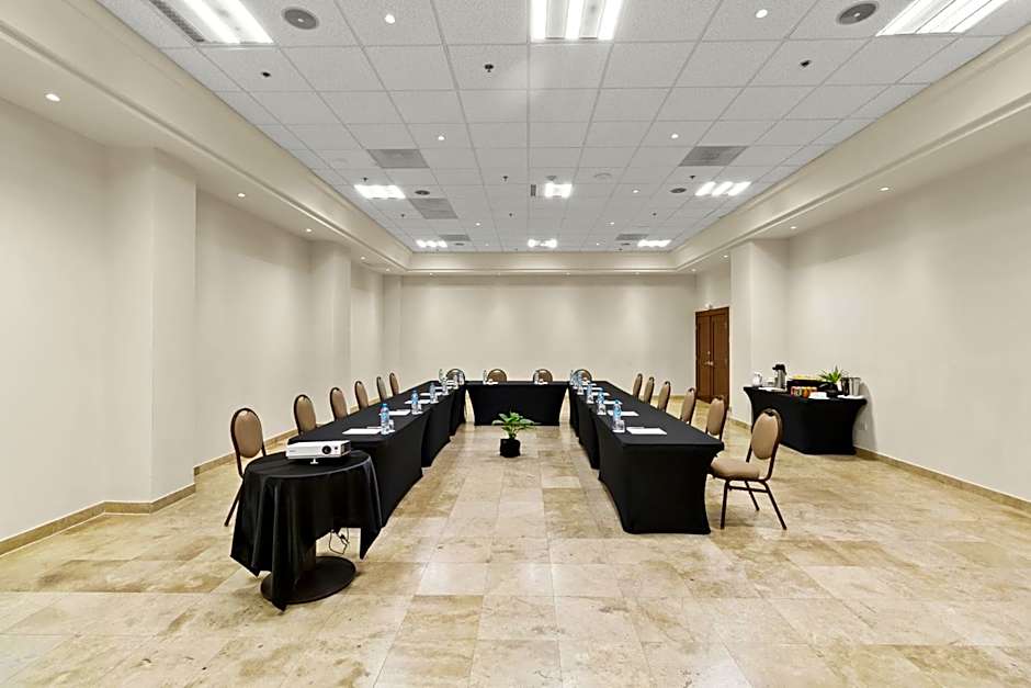 Hotel Aeropuerto Los Cabos