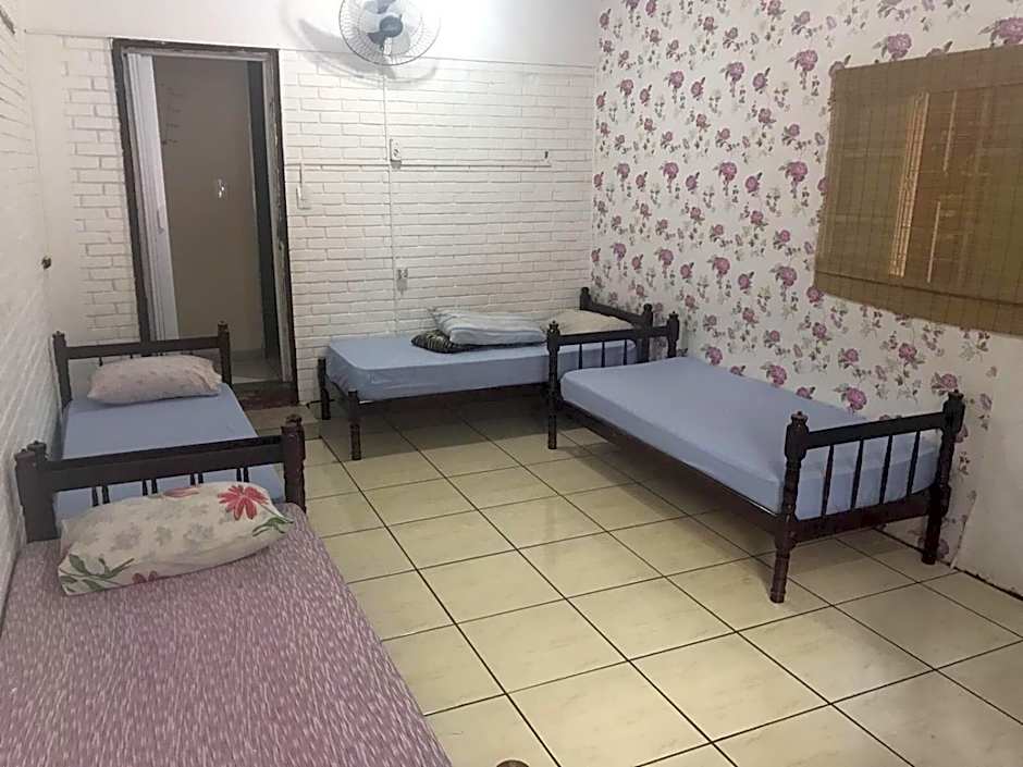 Pousada Hostel Universitário