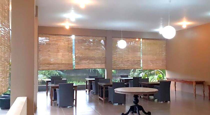 Bumi Ciboled Mitra RedDoorz near Gerbang Tol Pamulihan