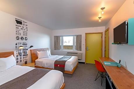 Deluxe Queen Room with Two Queen Beds