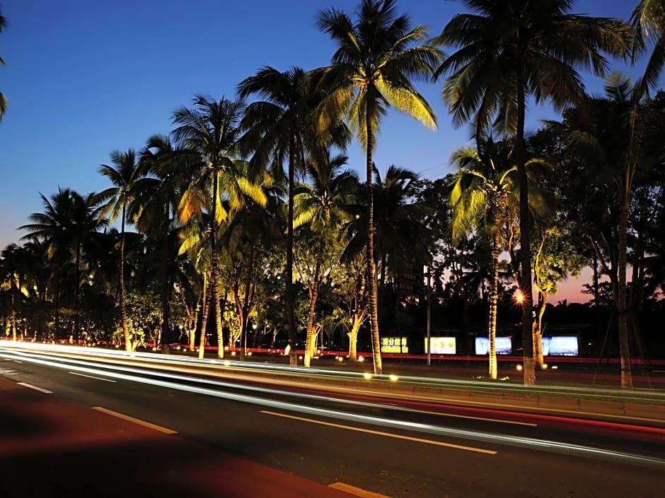 Baohua Harbour View Hotel