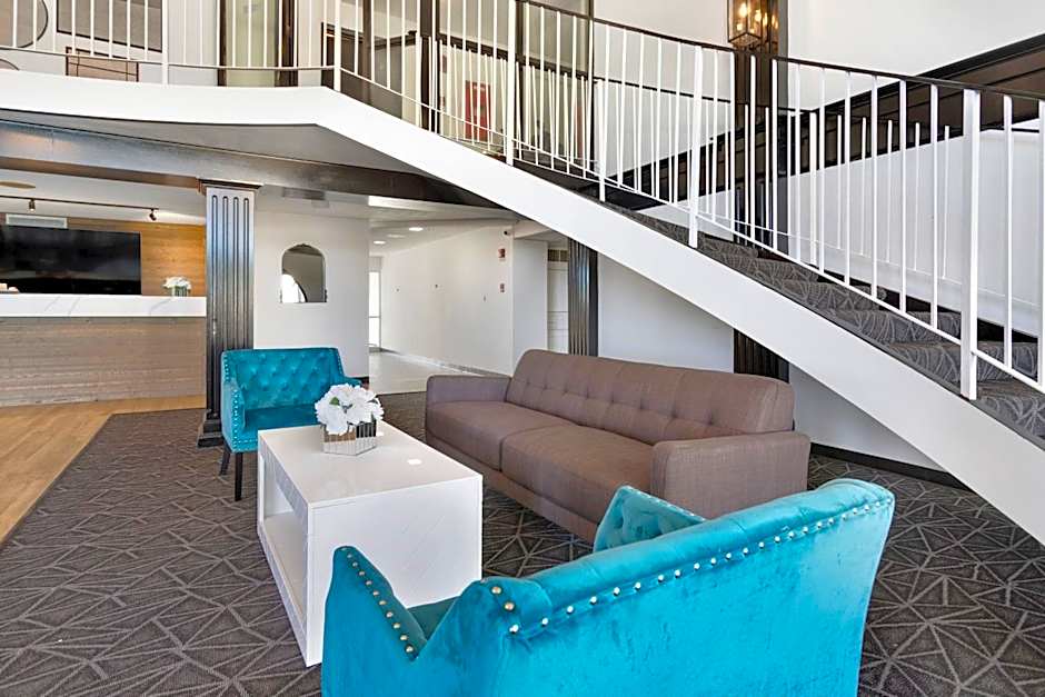 Days Inn by Wyndham Erie