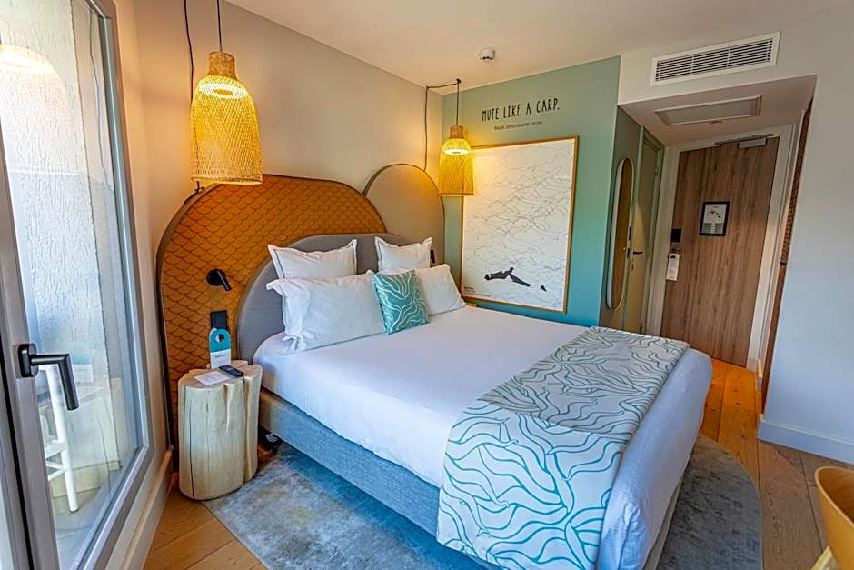 Black Bass Hotel
