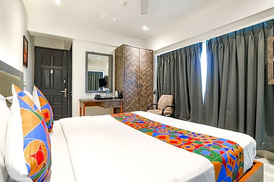 FabHotel JR Residency I - Turbhe