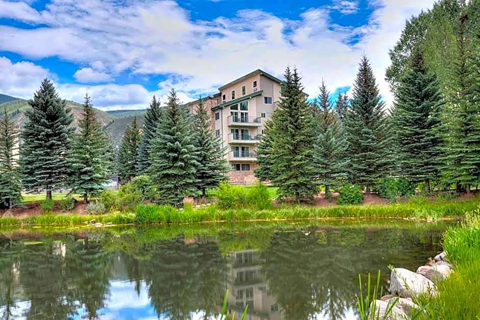 Zdjęcie 1 z 32 — GetAways at Falcon Point Resort