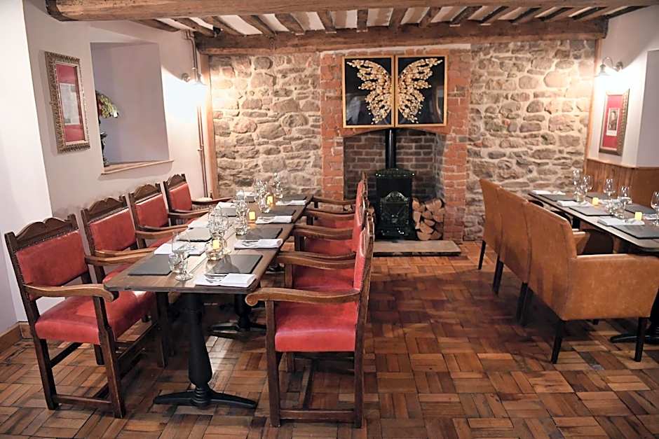 The Wallace Steakhouse with Rooms