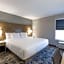 Rodeway Inn & Suites near Outlet Mall - Asheville