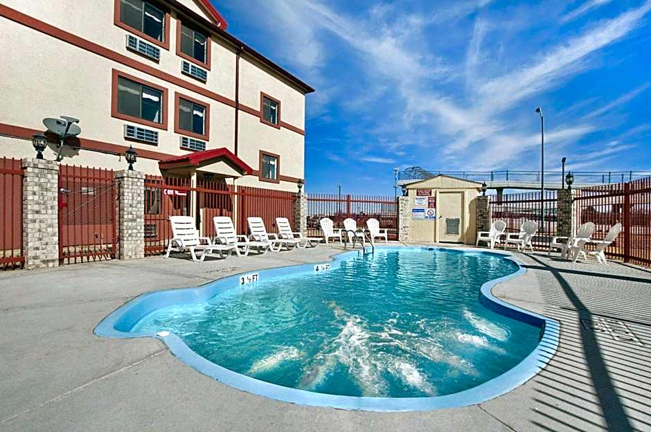 Howard Johnson by Wyndham Lubbock TX