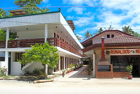 Ronaldo's Inn Siargao by Cocotel