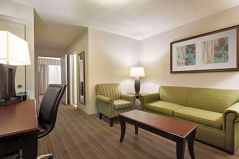 Country Inn & Suites by Radisson, Kingsland, GA