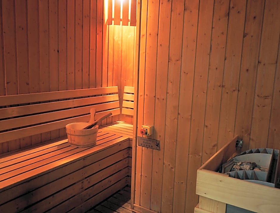 Harbour Plaza 8 Degrees