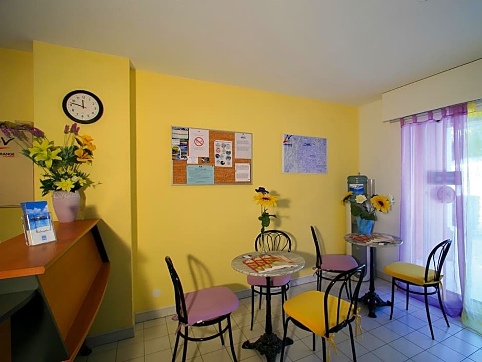 Lagrange Vacances Le Domaine des Grands Pins