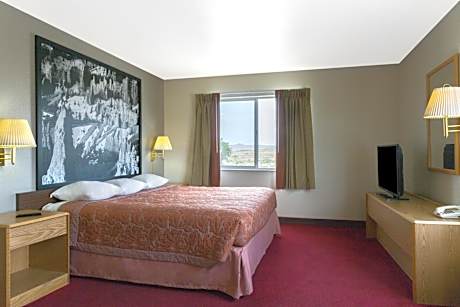 King Room - Non-Smoking