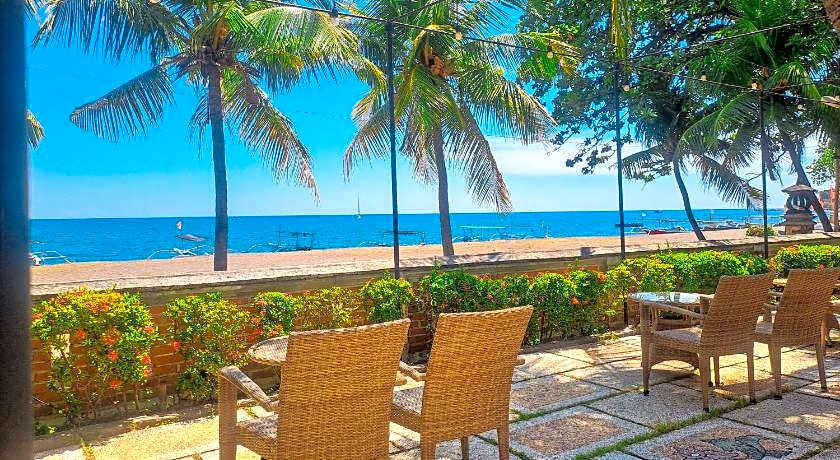 Lovina Beach Hotel