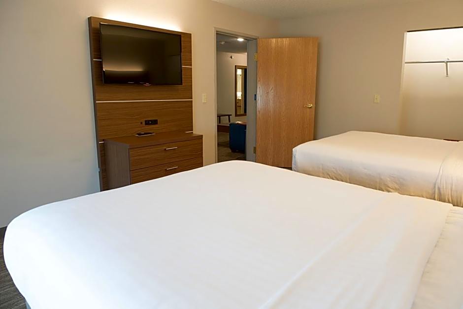 Holiday Inn Express Hotel & Suites Elkhart-South By IHG