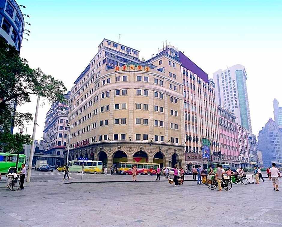 Xinhua Hotel