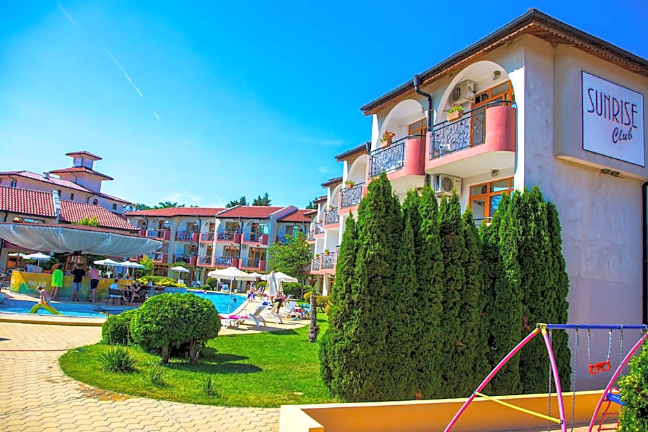 Complex Sunrise by HMG - All Inclusive