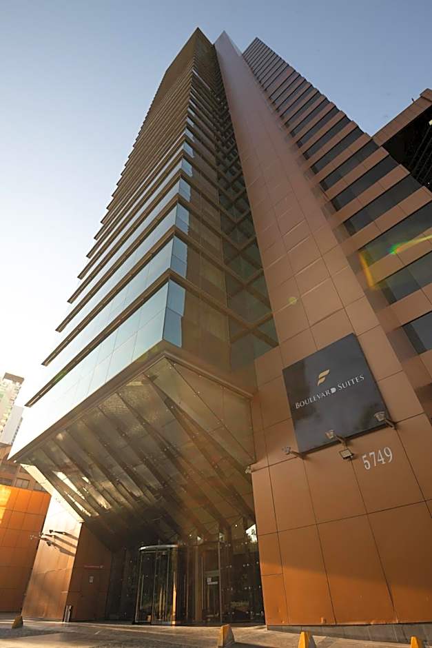 Boulevard Suites Hotel