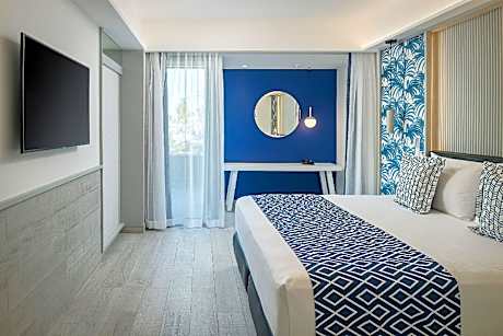 Privileged Suite