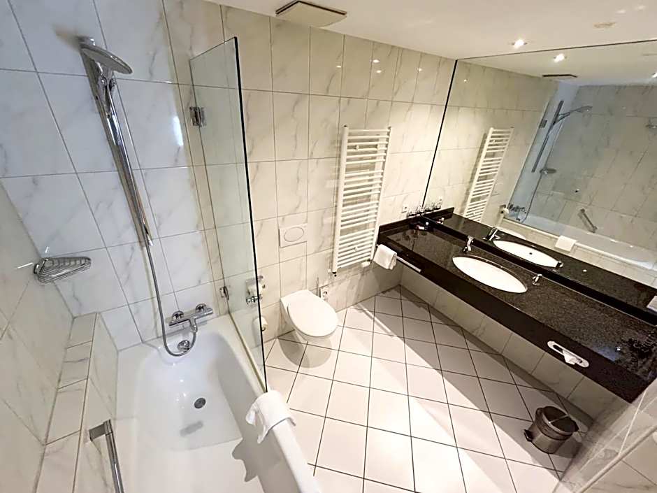 Aspire AcarA Oldenburg, Trademark Collection by Wyndham