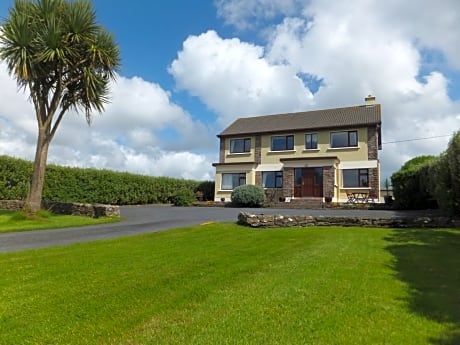 Ard-Na-Mara Country House