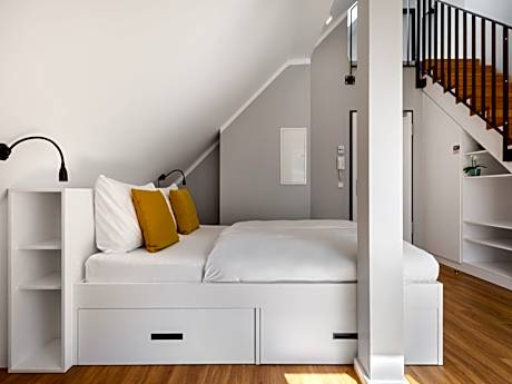 Extra Large Studio with Kitchenette and Sofa Bed - Duplex