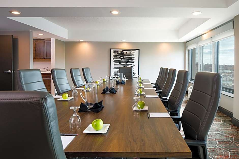 Crowne Plaza Memphis Downtown By IHG