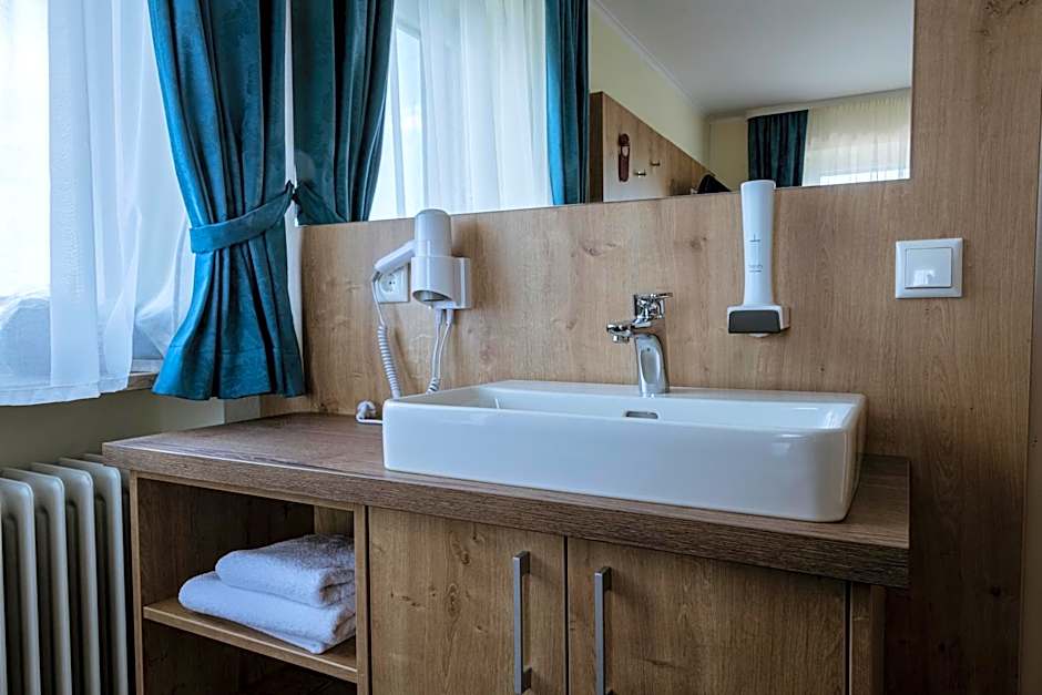 Gasthof Hotel Drei Tannen Altdorf