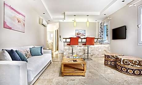 Master Suite with Partial Sea View