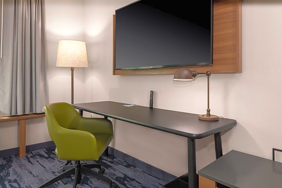 Fairfield by Marriott Inn & Suites Medford